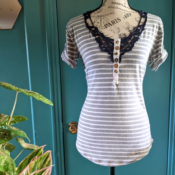 Mix Match Button Top - Picture 8 of 8